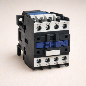 Контактор КМИ-22510 25А в наличии в Кирове