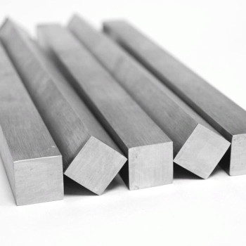 Квадрат нержавеющий 100х100 мм AISI 316 в наличии в Кирове