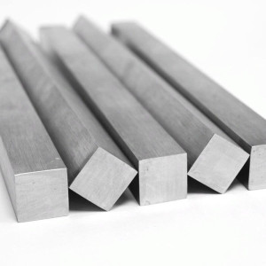 Квадрат нержавеющий 120х120 мм S32205 в наличии в Кирове