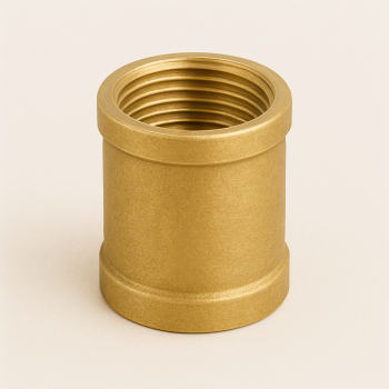 Муфта латунная прямая резьбовая 15 мм 1/2 ГОСТ 32590-2013 в наличии в Кирове
